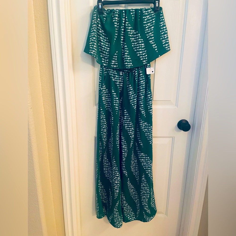 NWT Green and white jumpsuit